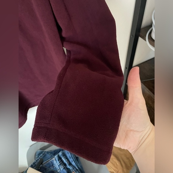 Bass Maroon Fleece Quarter Zip Size Large - Picture 3 of 6